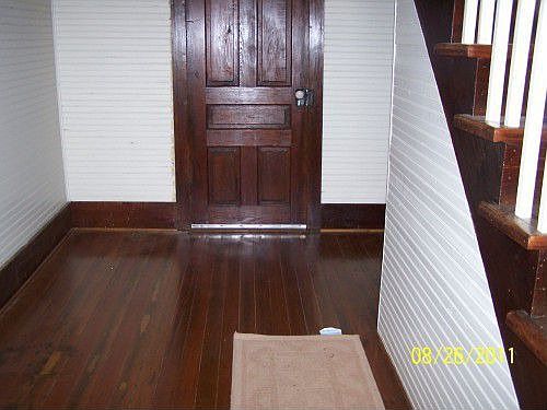 3rd image of 1604 Angel Pl
