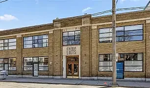 365 Dundas St E #112