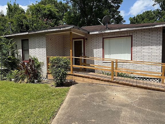 5th image of 5831 Phillips St