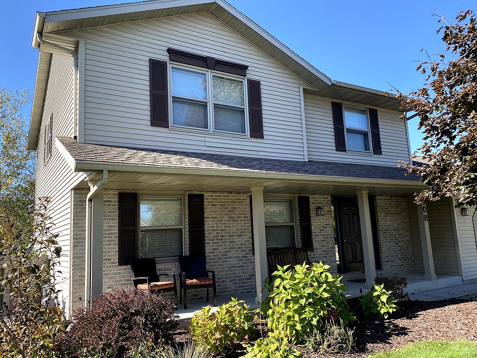 1st image of 908 Ash Cir