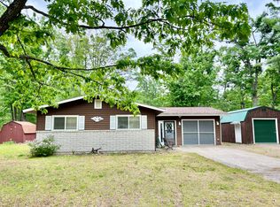 3327 Pleasant View Dr, Lewiston, MI 49756
