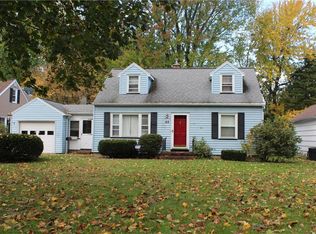 45 Villewood Dr, Rochester, NY