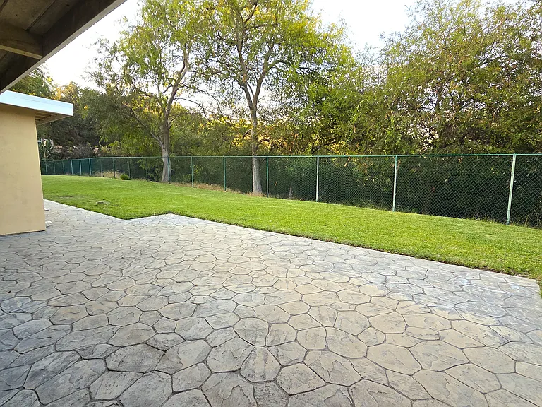 3770 Hillway Dr — Photo 16