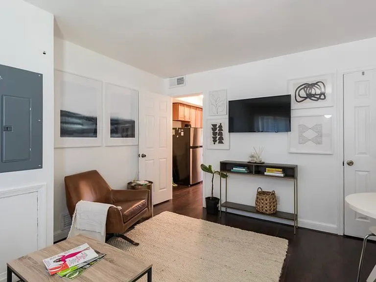 1228 Simms Pl NE #A — Photo 3