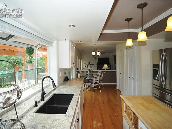 3rd image of 4191 Hampshire Pl