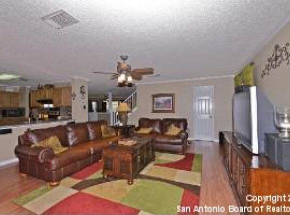 5th image of 1629 Willow Top Dr