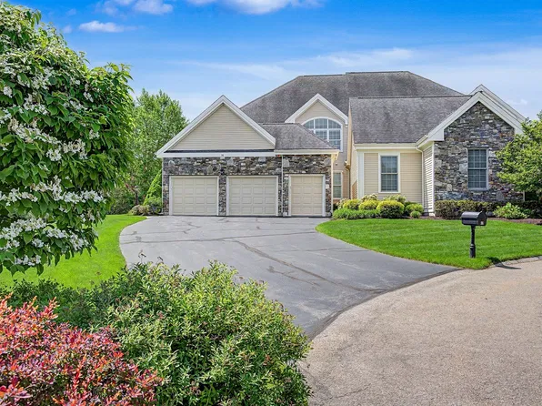 56 Clubhouse Way #56, Sutton, MA 01590