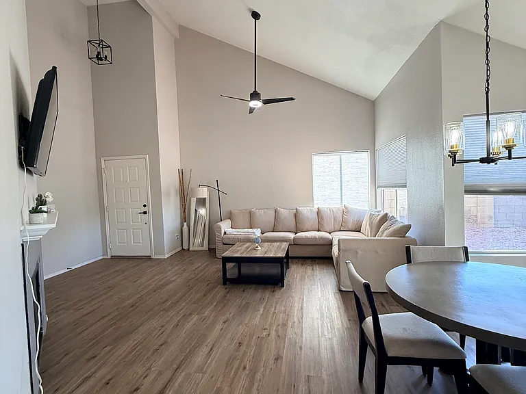 3852 W Folley St — Photo 10