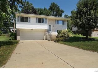 53 Evergreen Ct, Ballwin, MO 63021