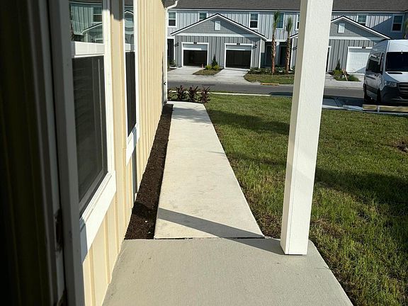 4th image of 189 Tidal Beach Ave