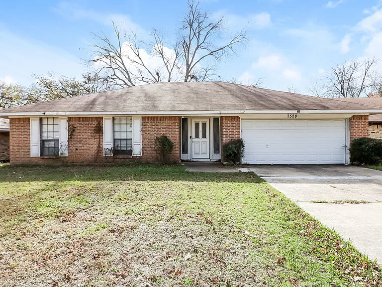 7528 Beckwood Dr — Photo 1