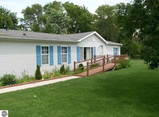 513 Austin St, Alma, MI 48801