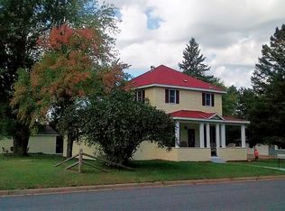 2303 3rd St E, Menomonie, WI 54751