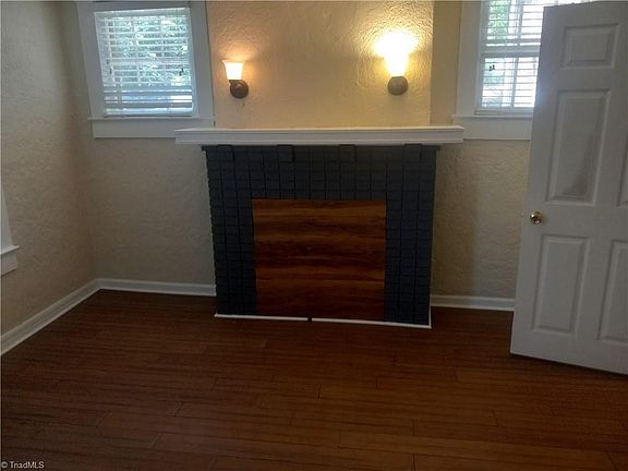 3rd image of 1111 Gorrell St