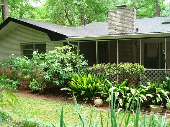 5th image of 2745 Imperial Hills Dr