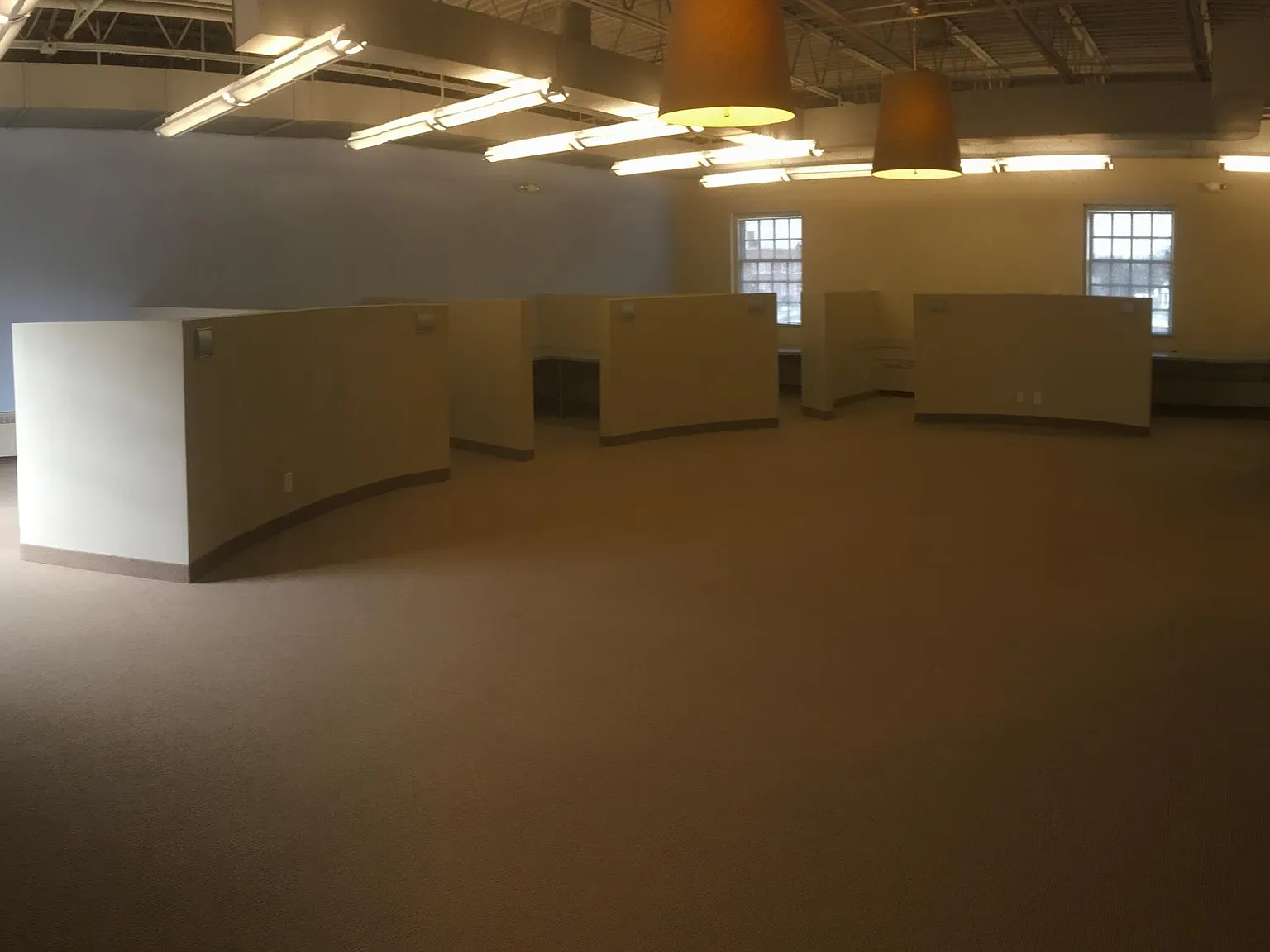 2618 N. Moreland Blvd. - Rooms 227-230/West Wing — Photo 2