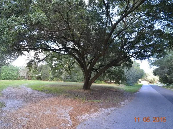 1914 E 138th Ave, Tampa, FL 33613