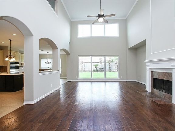 3rd image of 12422 Pedder Way Dr