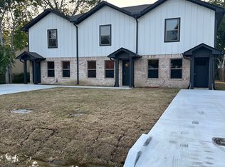 142 7th Ave #A, Nederland, TX 77627