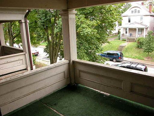 5th image of 320 E 19th Ave