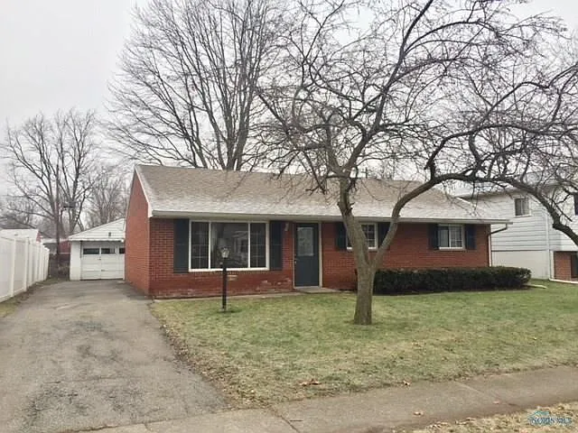6706 South Ave photo 1