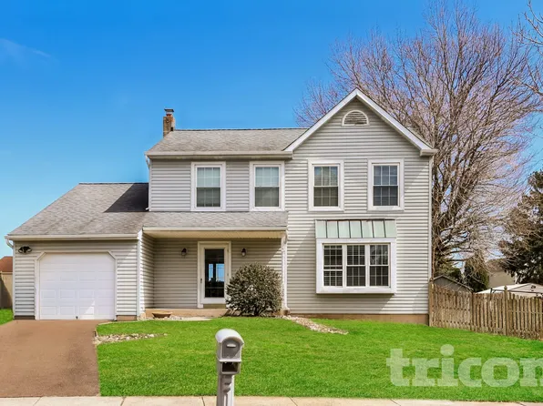 1206 Primrose Ln, Bensalem, PA 19020