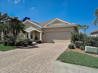 2216 Weaver Bird Ln, Venice, FL 34292