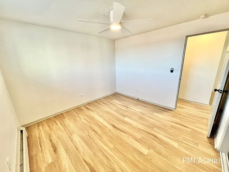 1540 N Raleigh St #103 — Photo 46