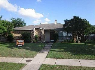 2120 Stein Way, Carrollton, TX 75007