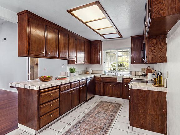 4th image of 8615 Sandstone Ct