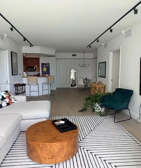 350 SE 2nd St #1150 — Photo 8