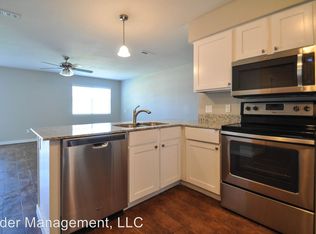 3050 W Mica St, Fayetteville, AR 72704