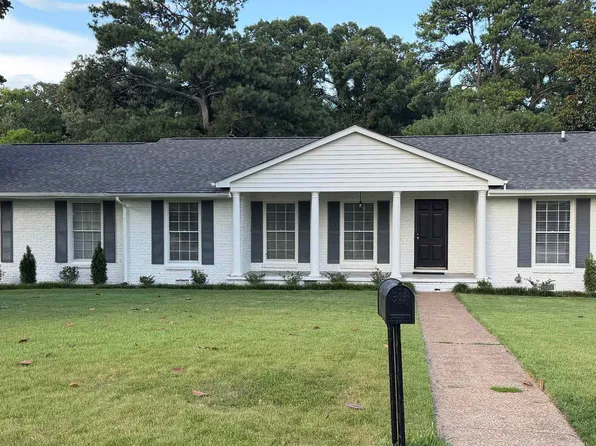 214 Roxie Dr, Florence, AL 35633