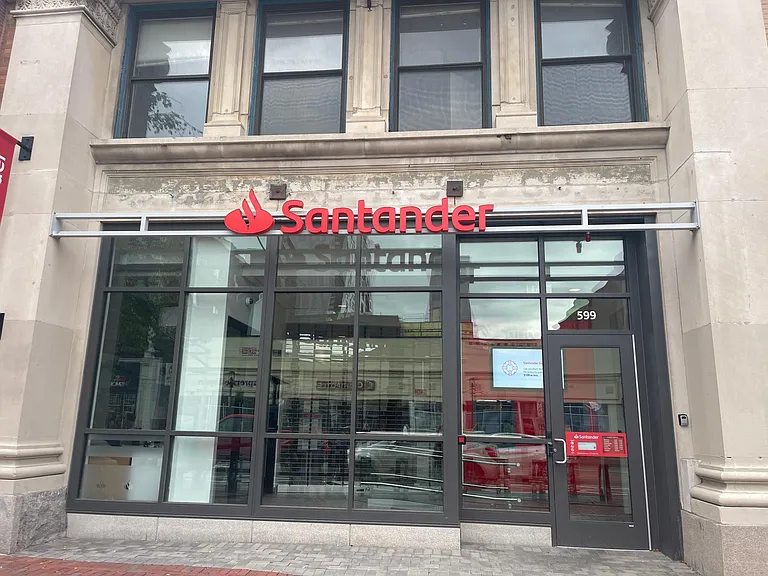 23 Essex St #2 — Photo 24