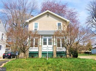 7 Haws Ln, Flourtown, PA 19031