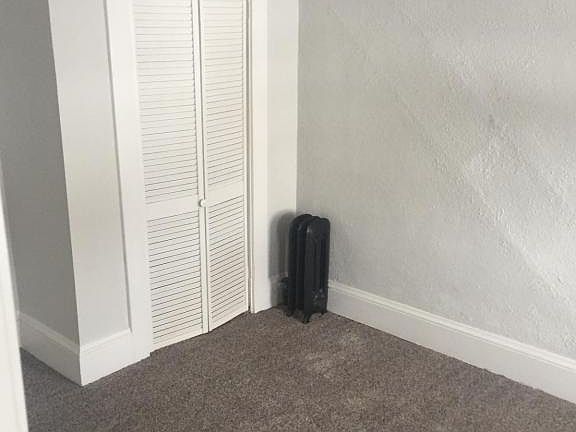 3rd image of 1872-1874 Davis St #3