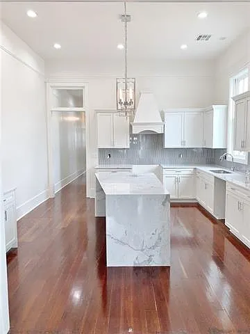1038 Montegut St — Photo 3
