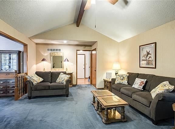 4th image of 1805 NW Hunters Dell Ct