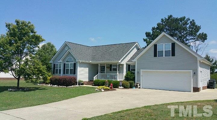1st image of 44 Dalton Woods Dr