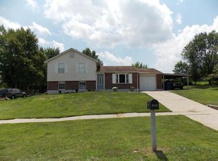 6514 Lantern Dr, Louisville, KY 40228