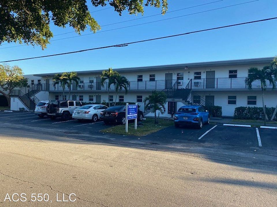1st image of 550 NE 20th St #9562477