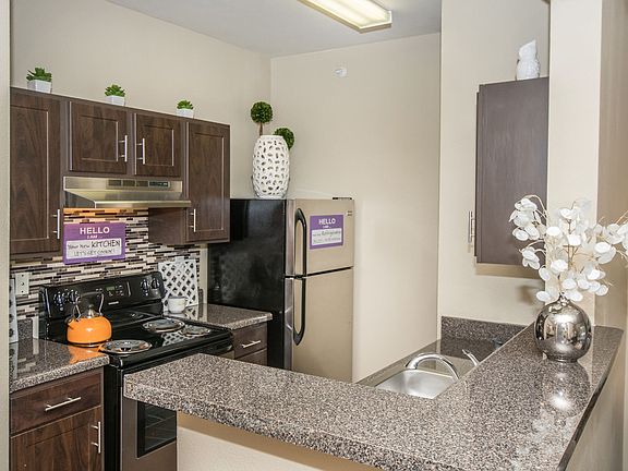 3rd image of 5655 Utsa Blvd APT 738