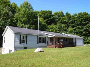 2746 Terpening Rd, Harbor Springs, MI 49740