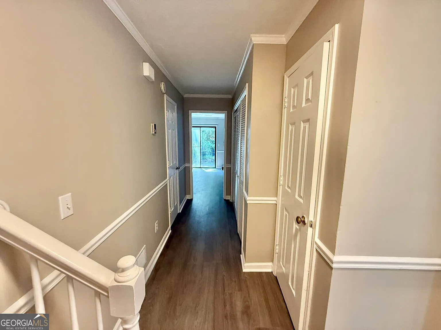 2 bed, 2.5 bath, 1212 sqft, $1,725 — Photo 2