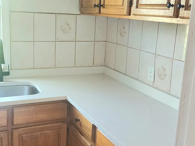 65 W Cole St #2 — Photo 8