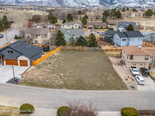 32 River View Pl, Parachute, CO 81635