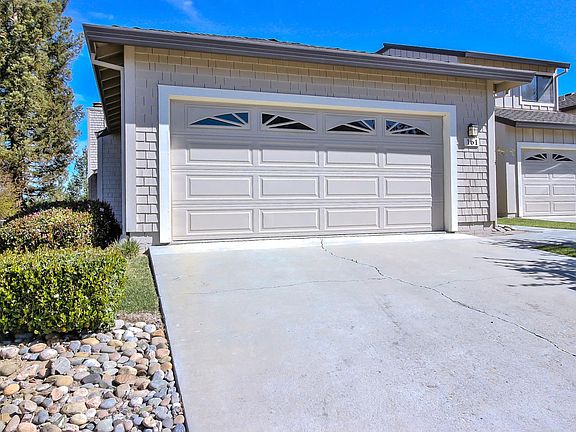 3rd image of 161 Joes Ln