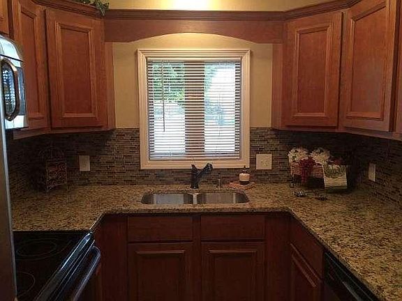4th image of 4702 W Layton Ave
