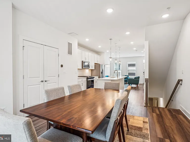 845 King Farm Blvd — Photo 11