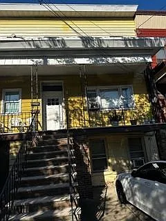 28 Lincoln St #2 Photo 1